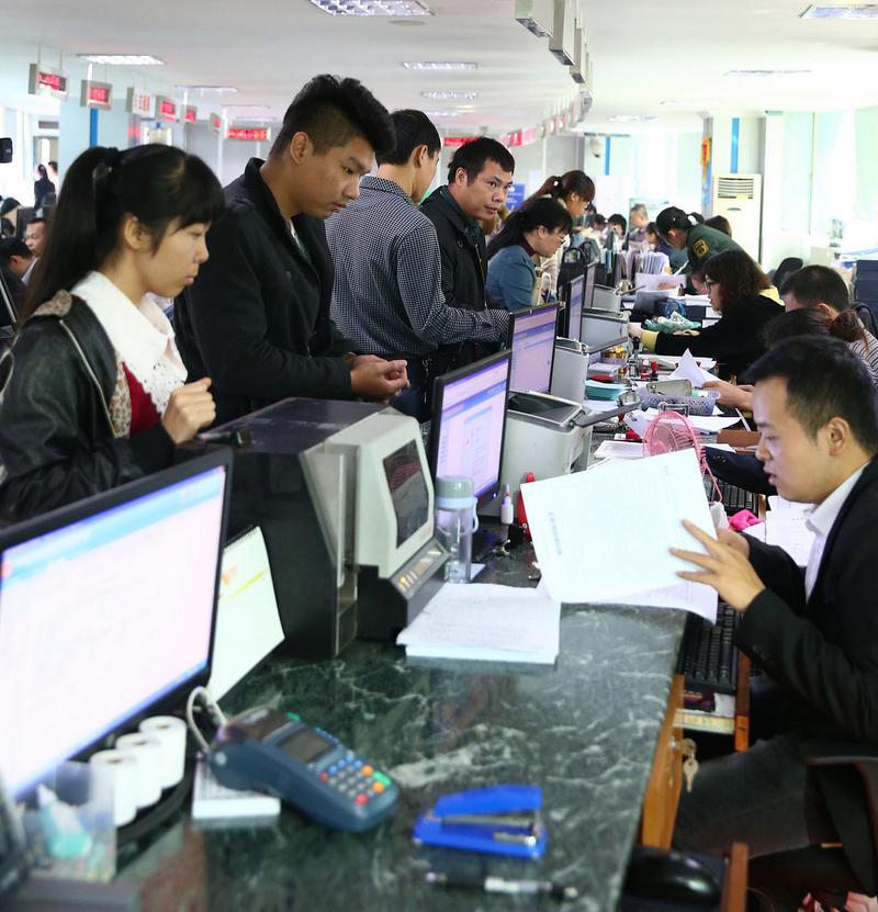 雅安公积金提取可以代办吗？老用户亲测：省心到想给助理送锦旗