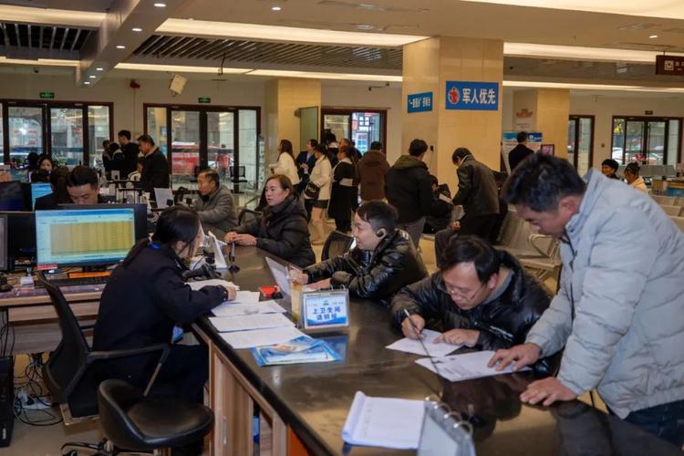 雅安提取公积金公司代办：当天到账的秘密