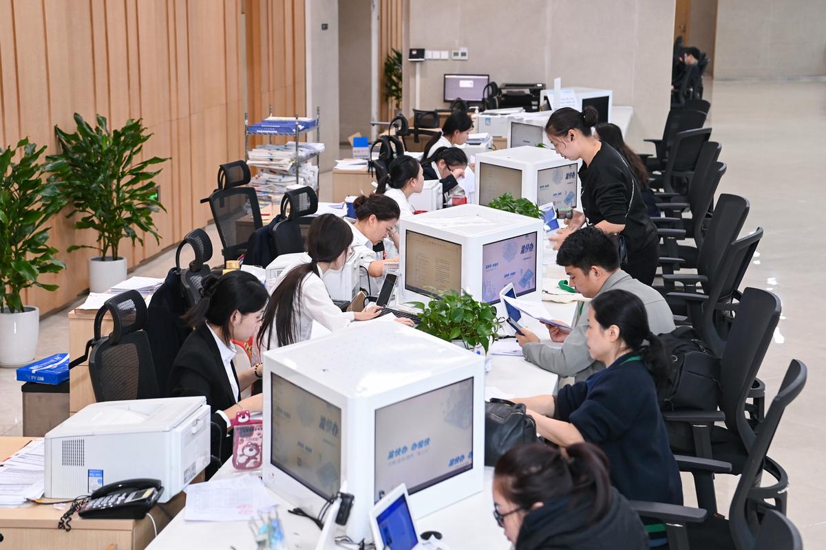 雅安公积金提取帮取咨询电话：小白必看的正确拨打姿势